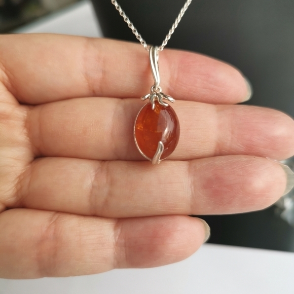 Genuine Baltic  Amber pendant in Sterling Silver 🆕 - Picture 7 of 7